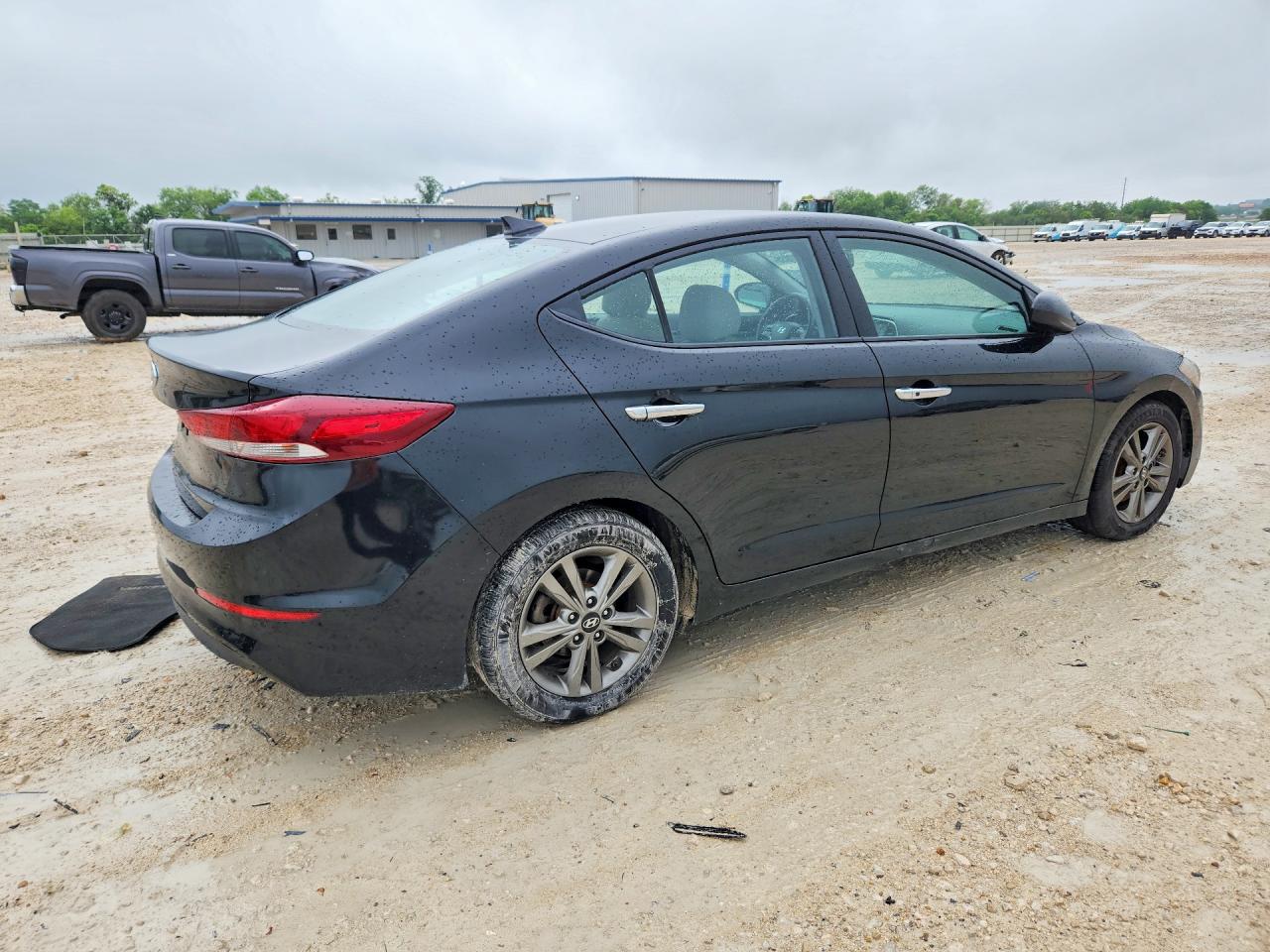 Hyundai ELANTRA Value Edition