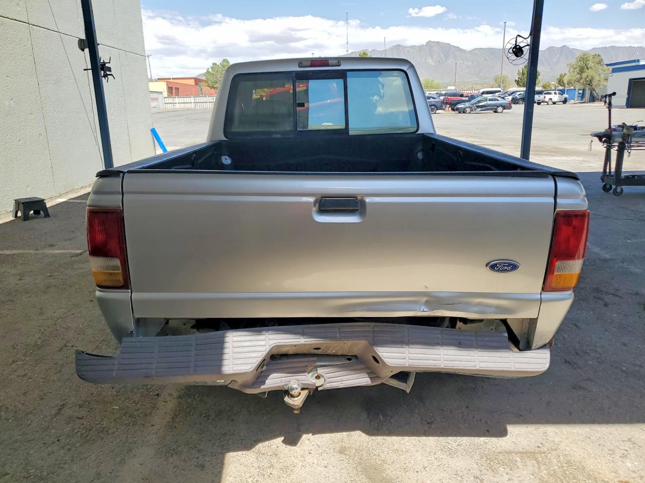 Ford Ranger Super Cab