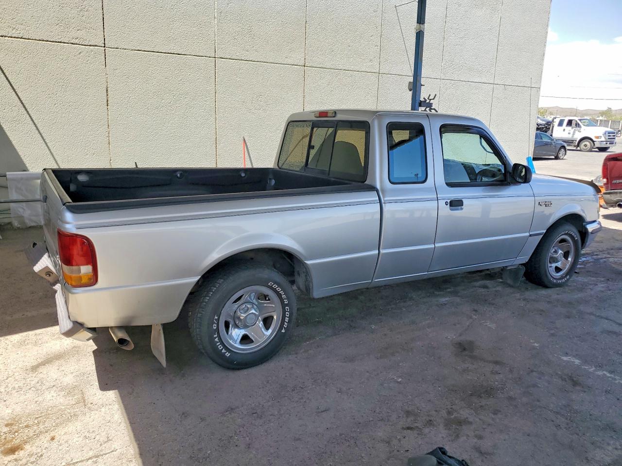 Ford Ranger Super Cab