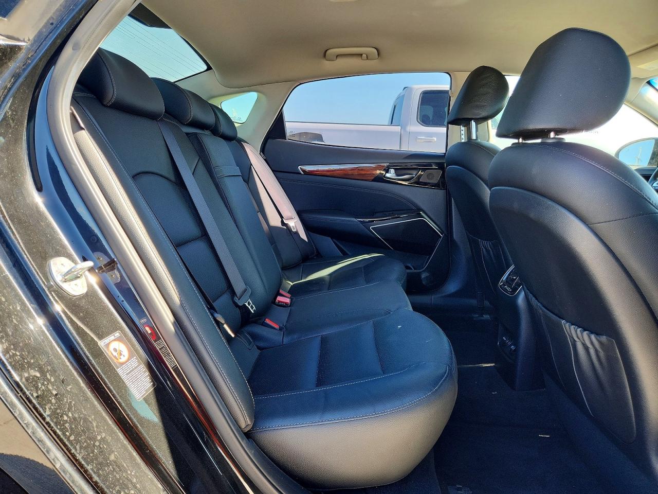 Kia Cadenza Premium
