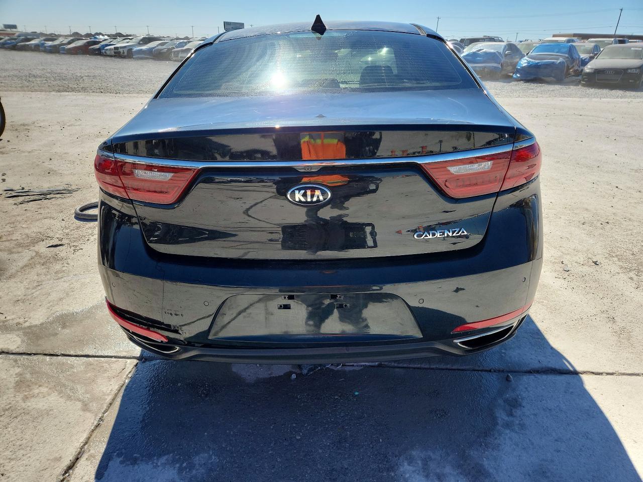 Kia Cadenza Premium