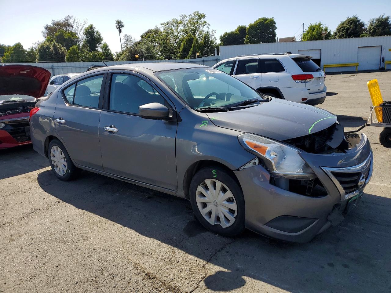 Nissan Versa Sv
