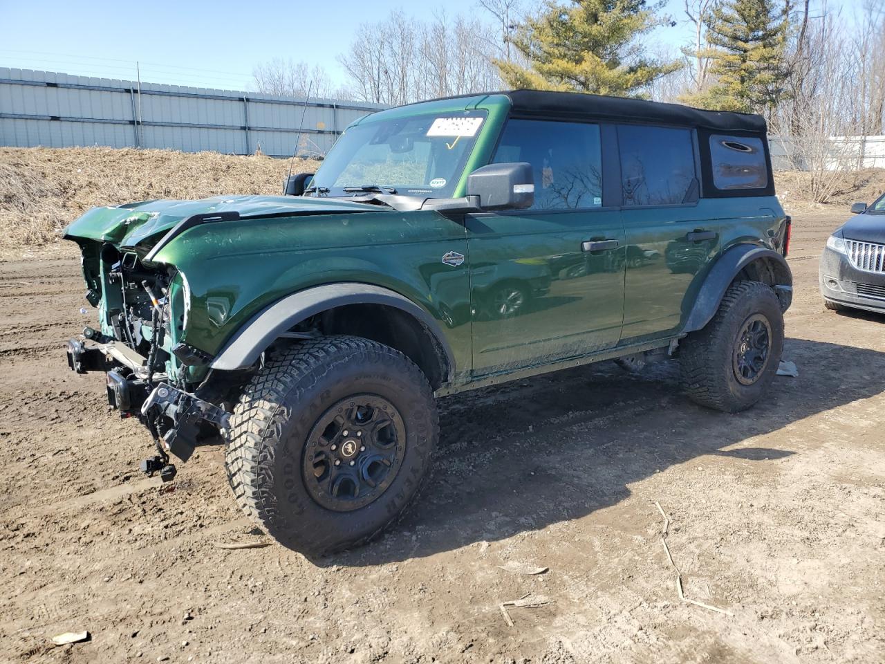 Salvage Ford Bronco Image