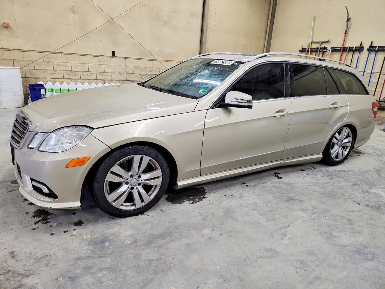 Salvage Mercedes-Benz E-Class Image