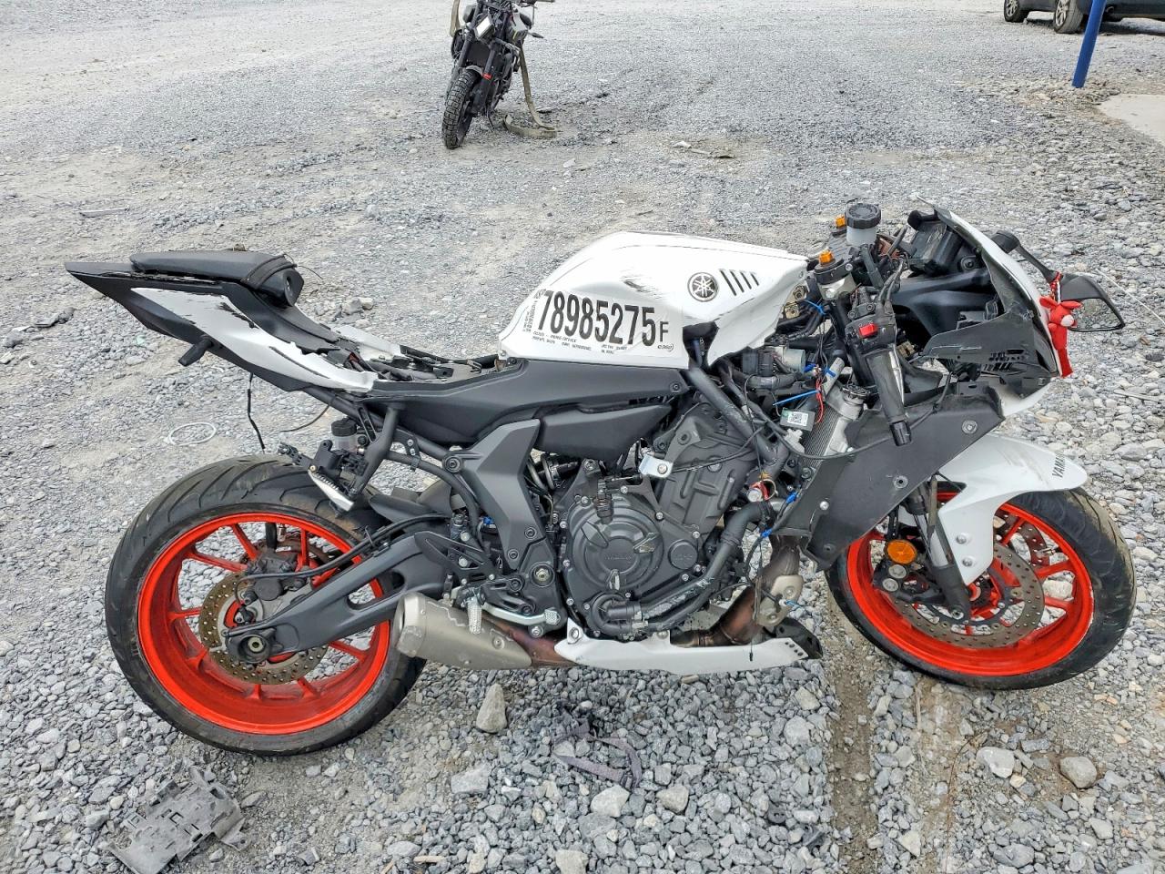 Salvage Yamaha Yzfr7 Image