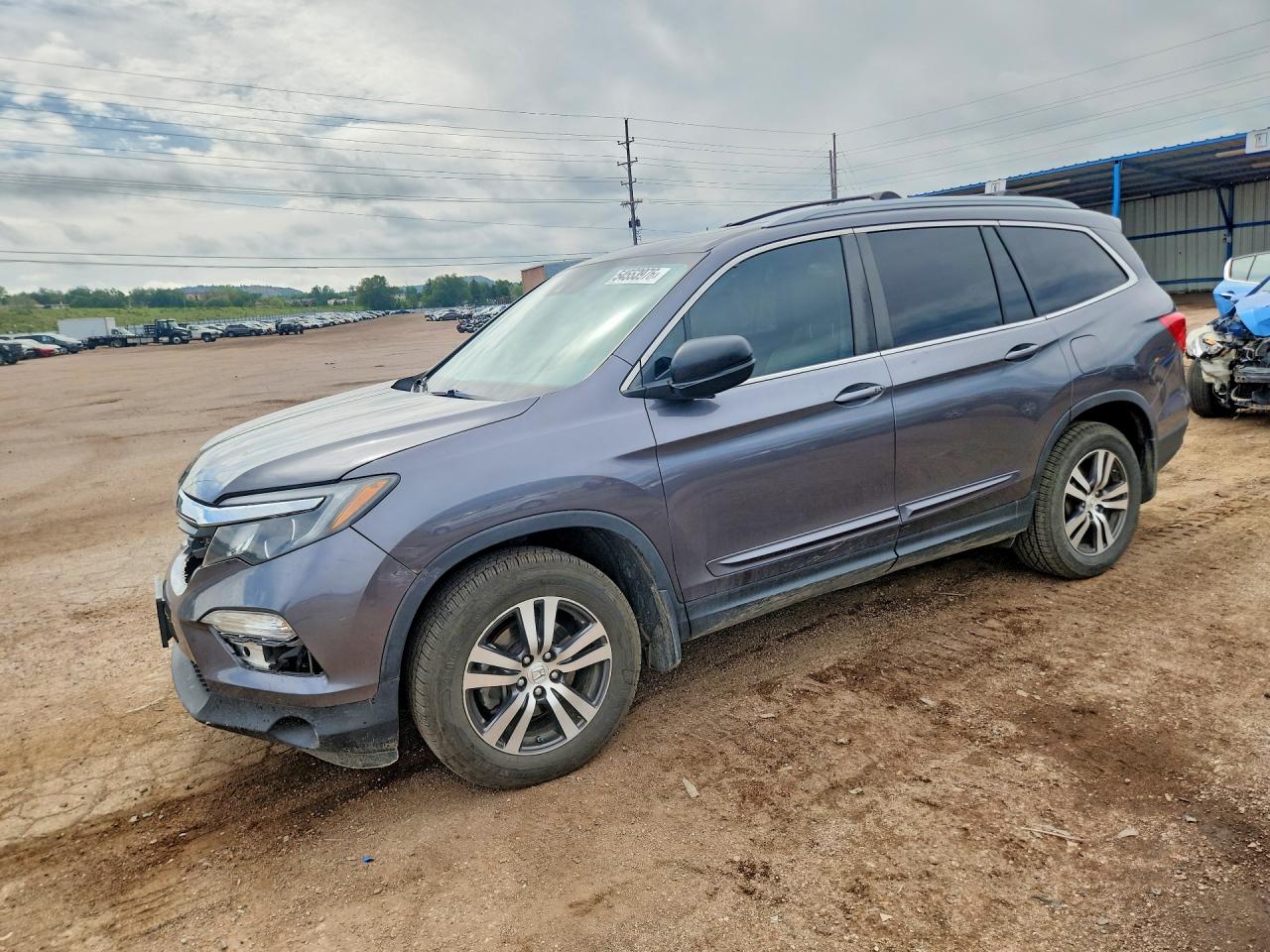 Salvage Honda Pilot Image