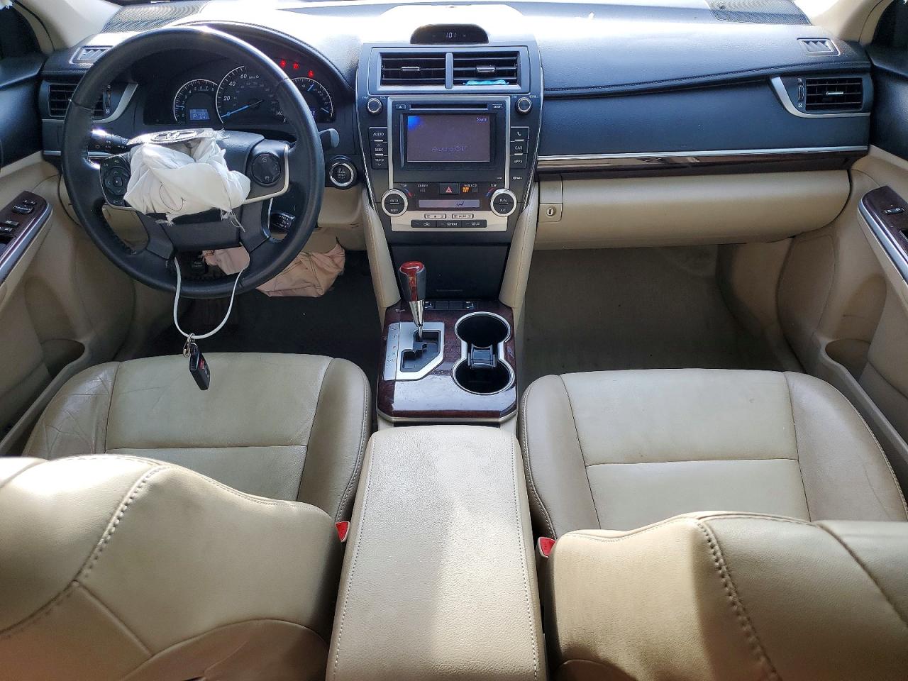 Toyota Camry Xle