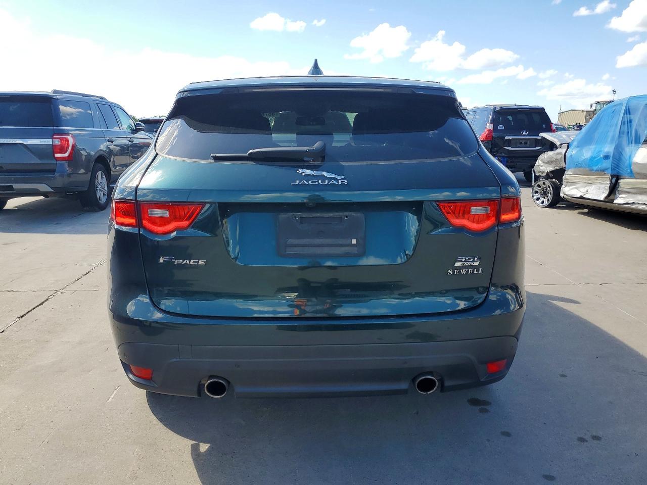 Jaguar F-PACE R - Sport