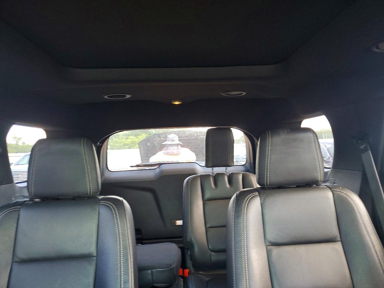 Ford Explorer Sport