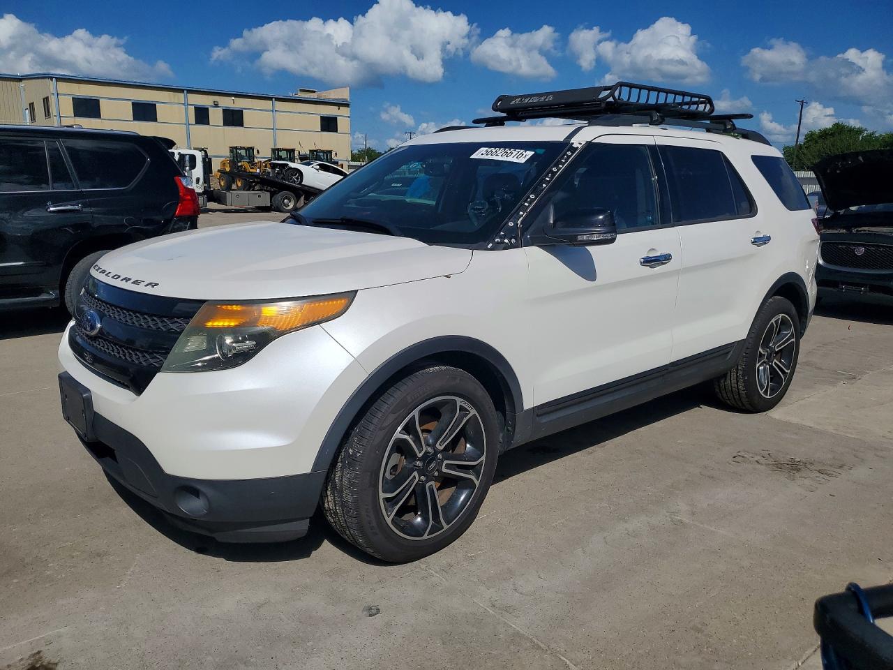 Salvage Ford Explorer Image