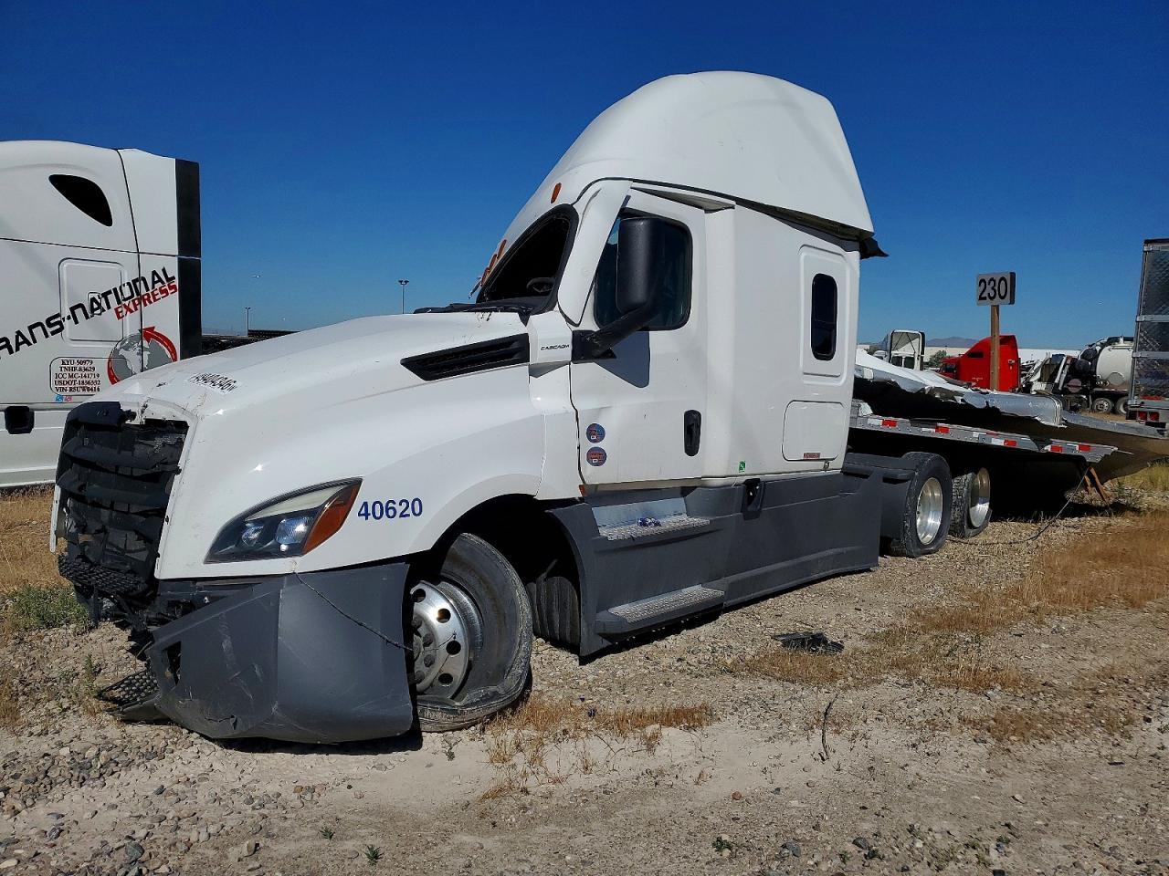 Freightliner Cascadia 126