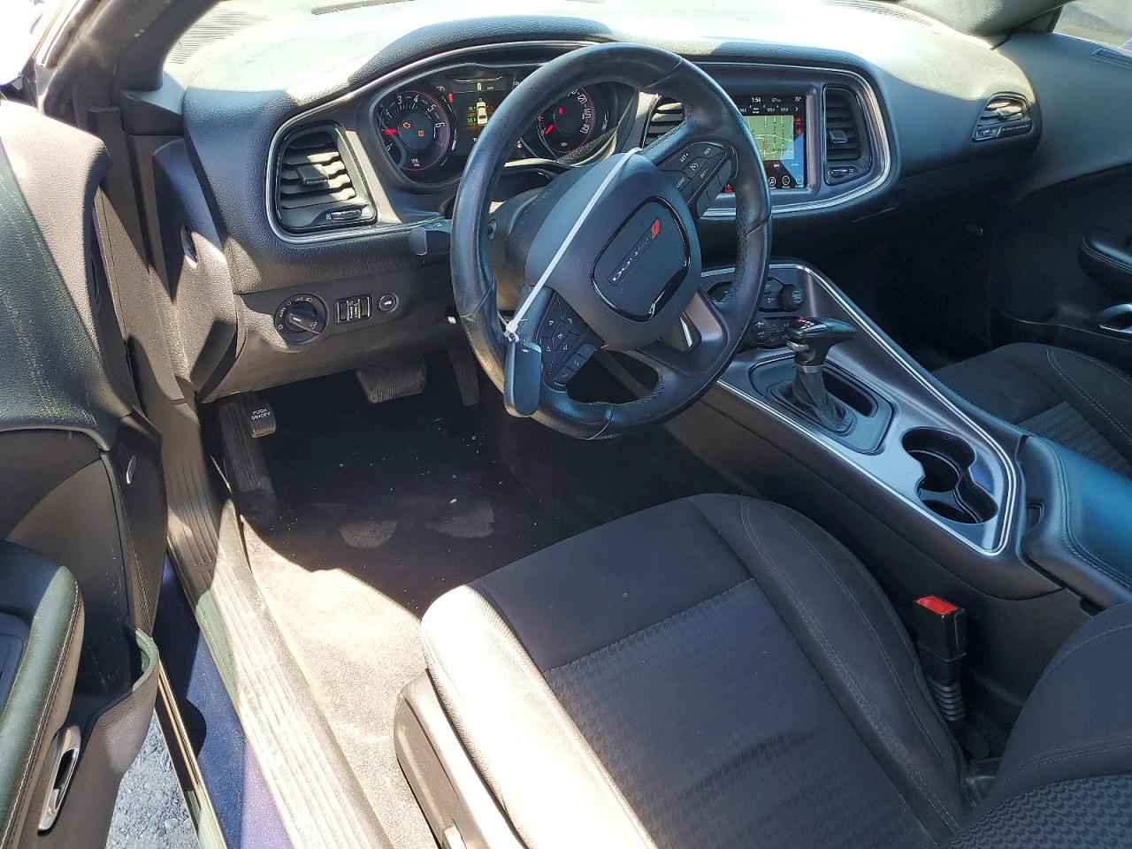Dodge Challenger Sxt