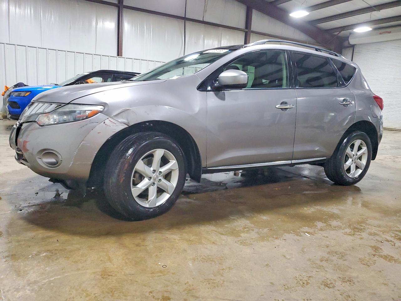Salvage Nissan Murano Image