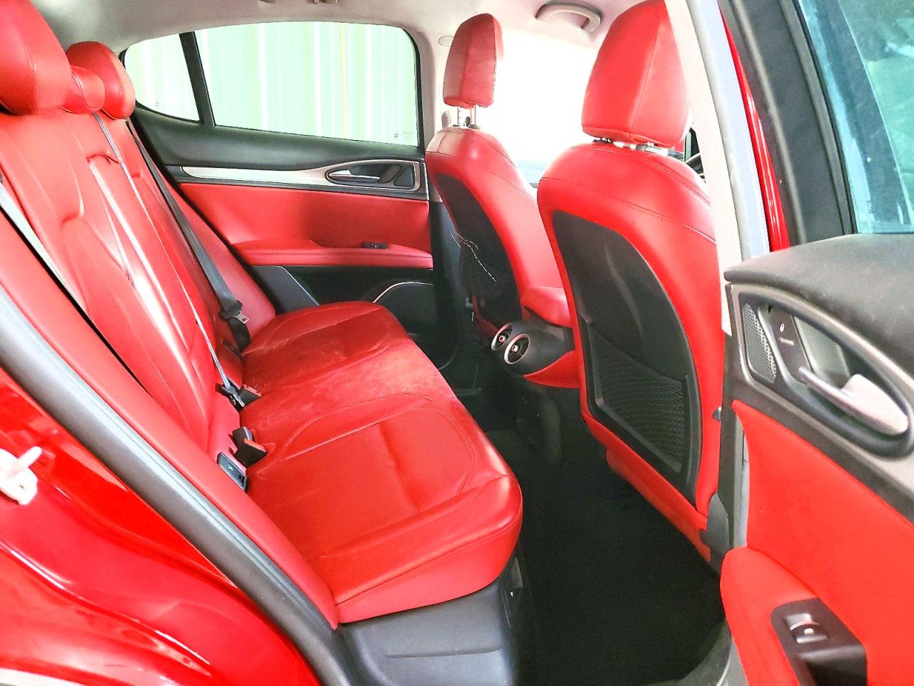 Alfa Romeo Stelvio Sport