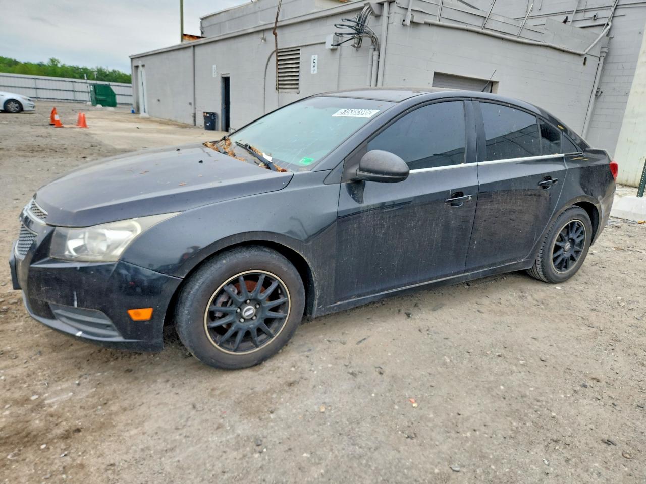 Salvage Chevrolet Cruze Image