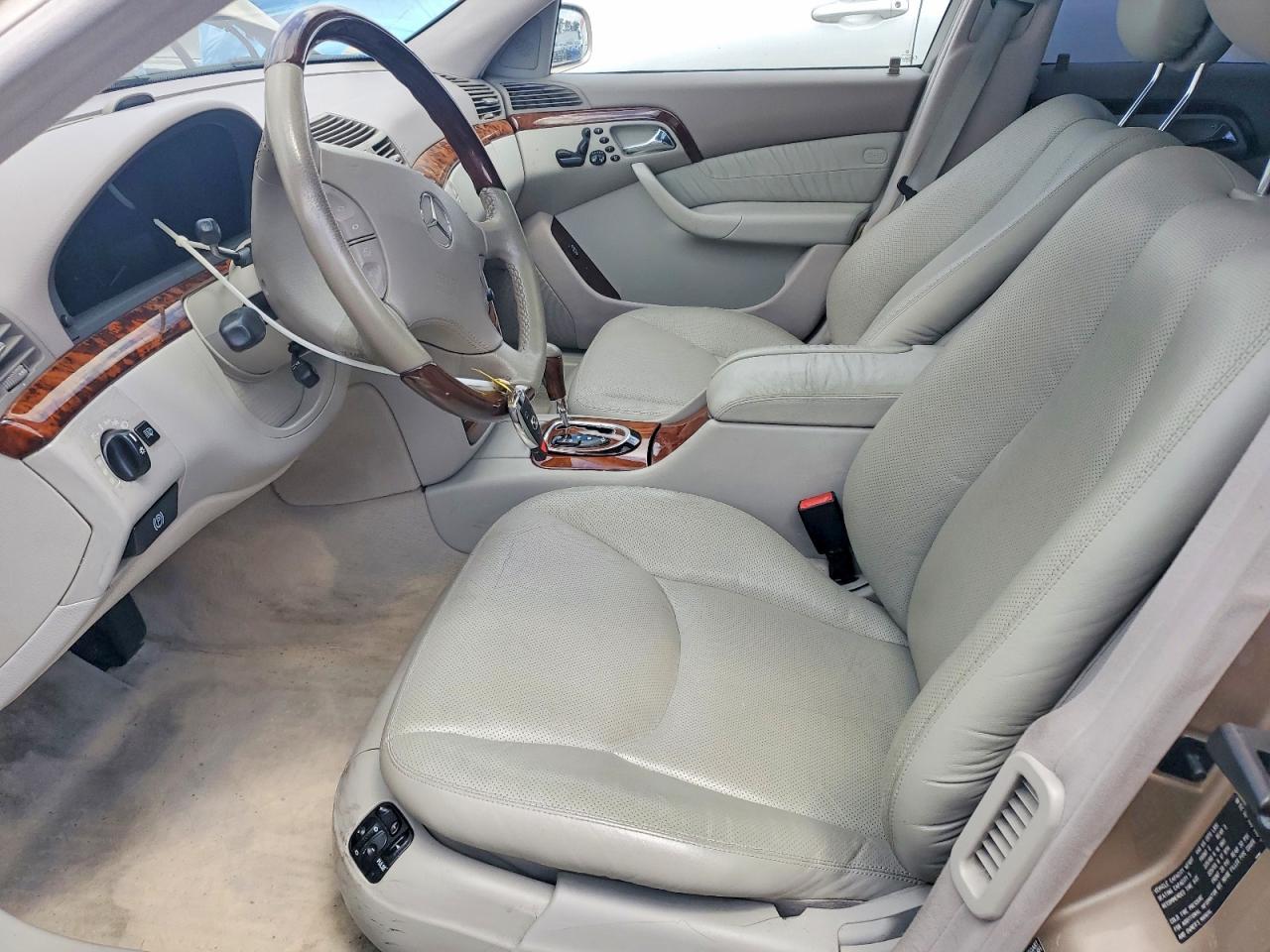 Mercedes-Benz S-Class 500