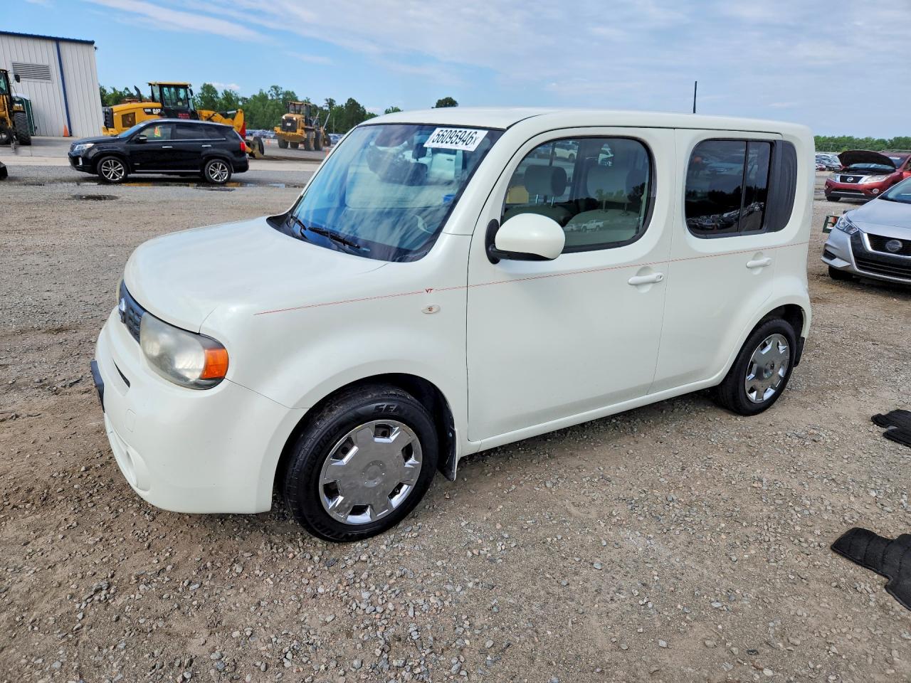 Salvage Nissan Cube 1.8 Image