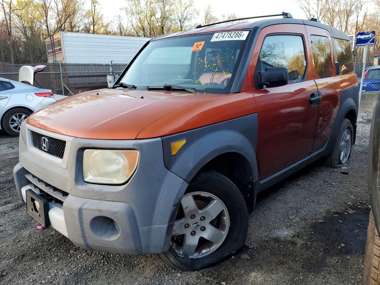 Salvage Honda Element Image