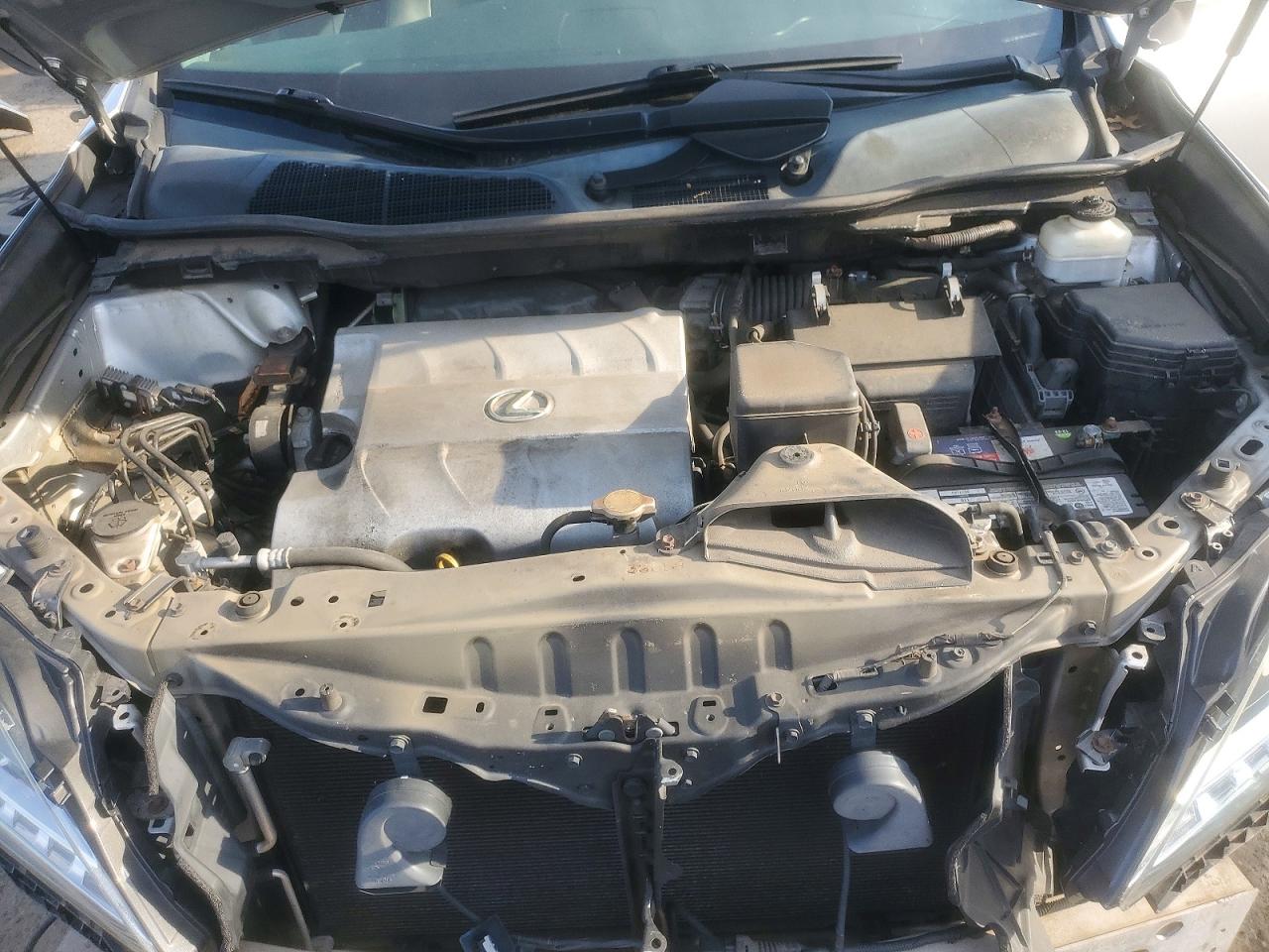 Lexus RX Base