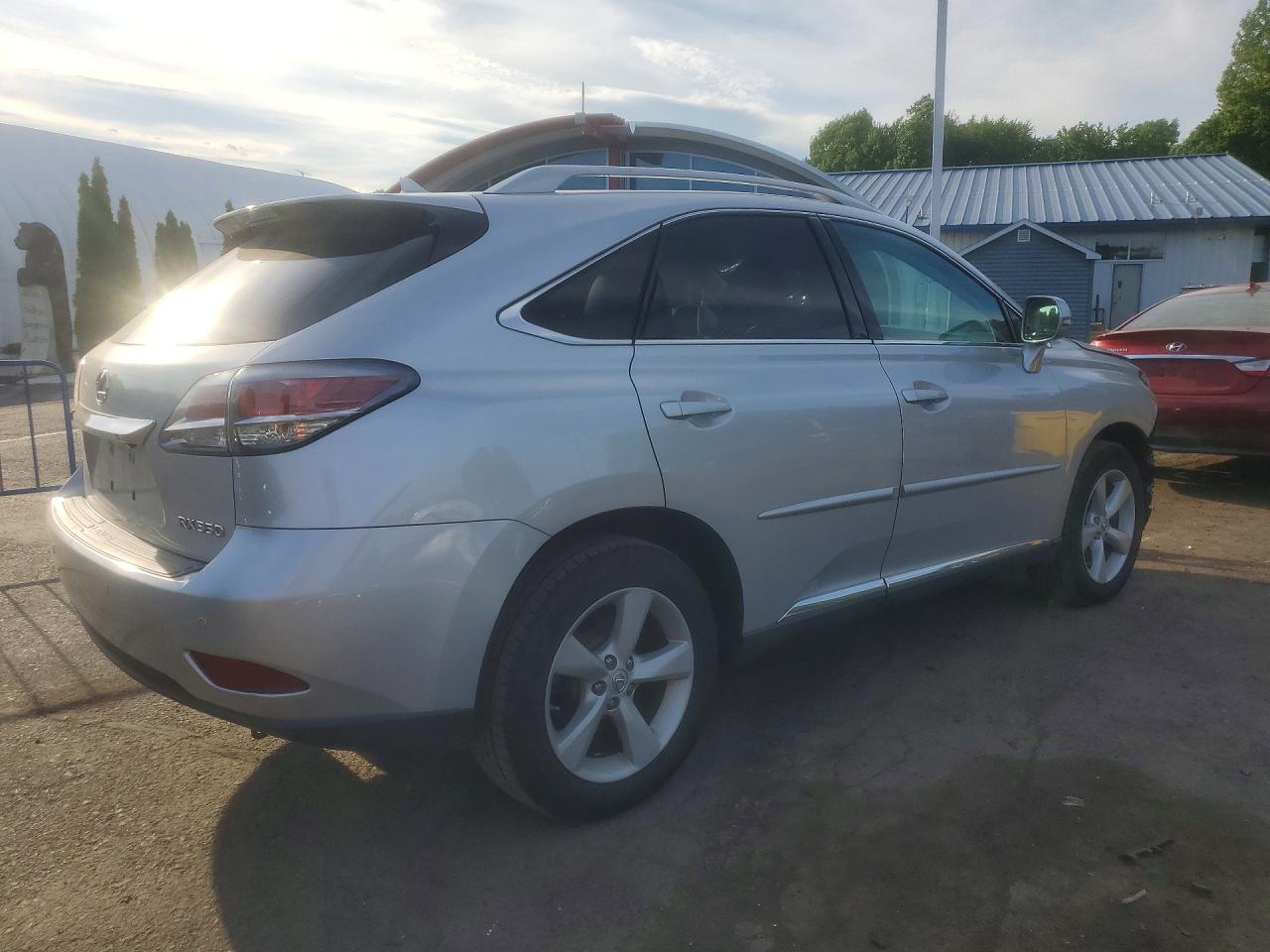 Lexus RX Base