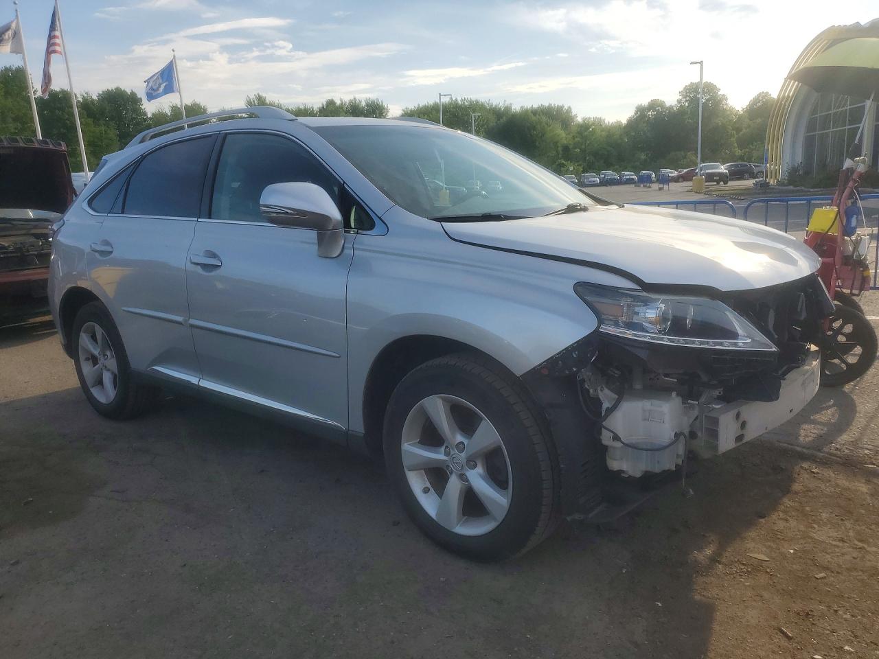 Lexus RX Base