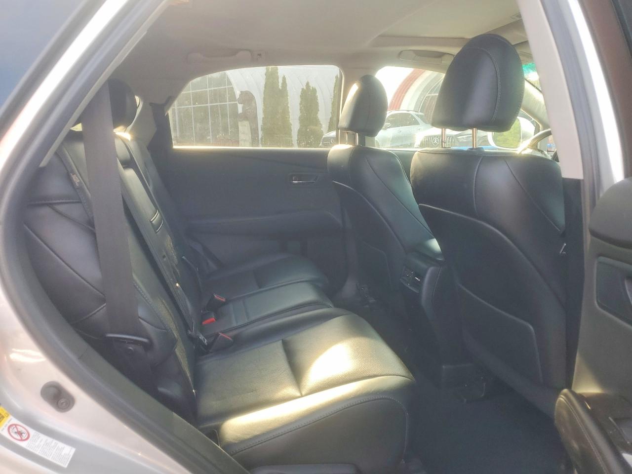 Lexus RX Base