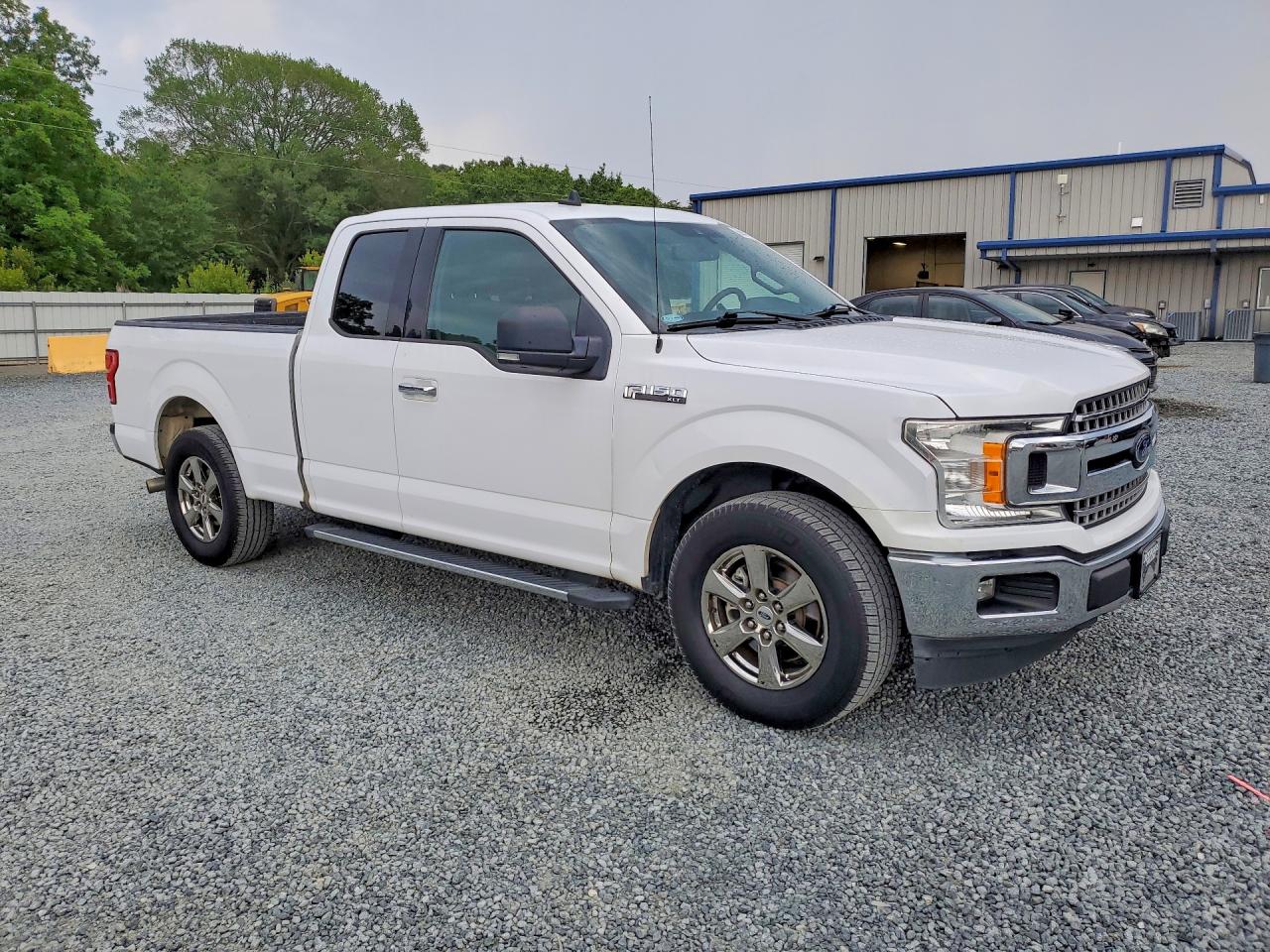 Ford F-150 Super Cab