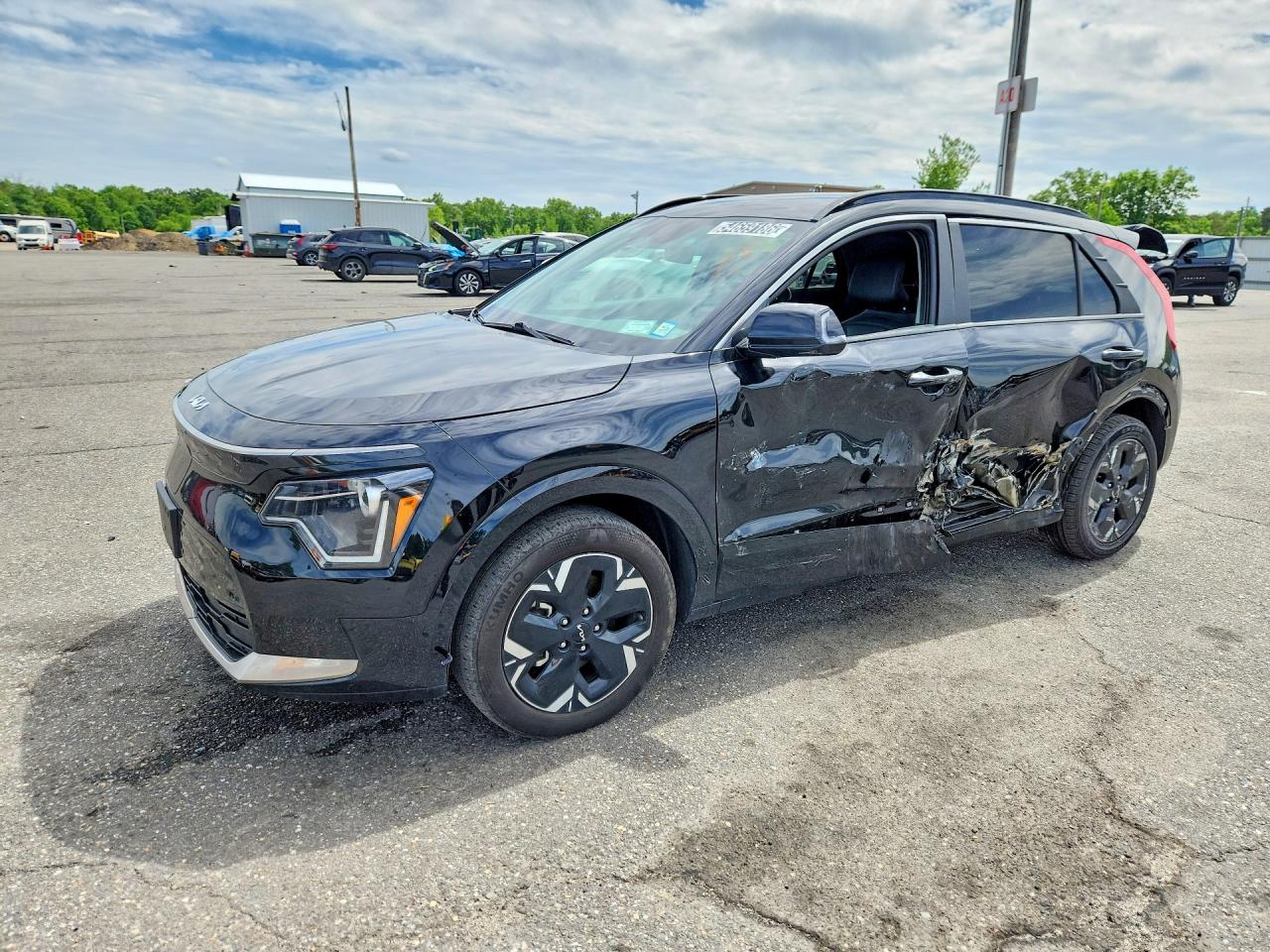 Salvage Kia Niro Image