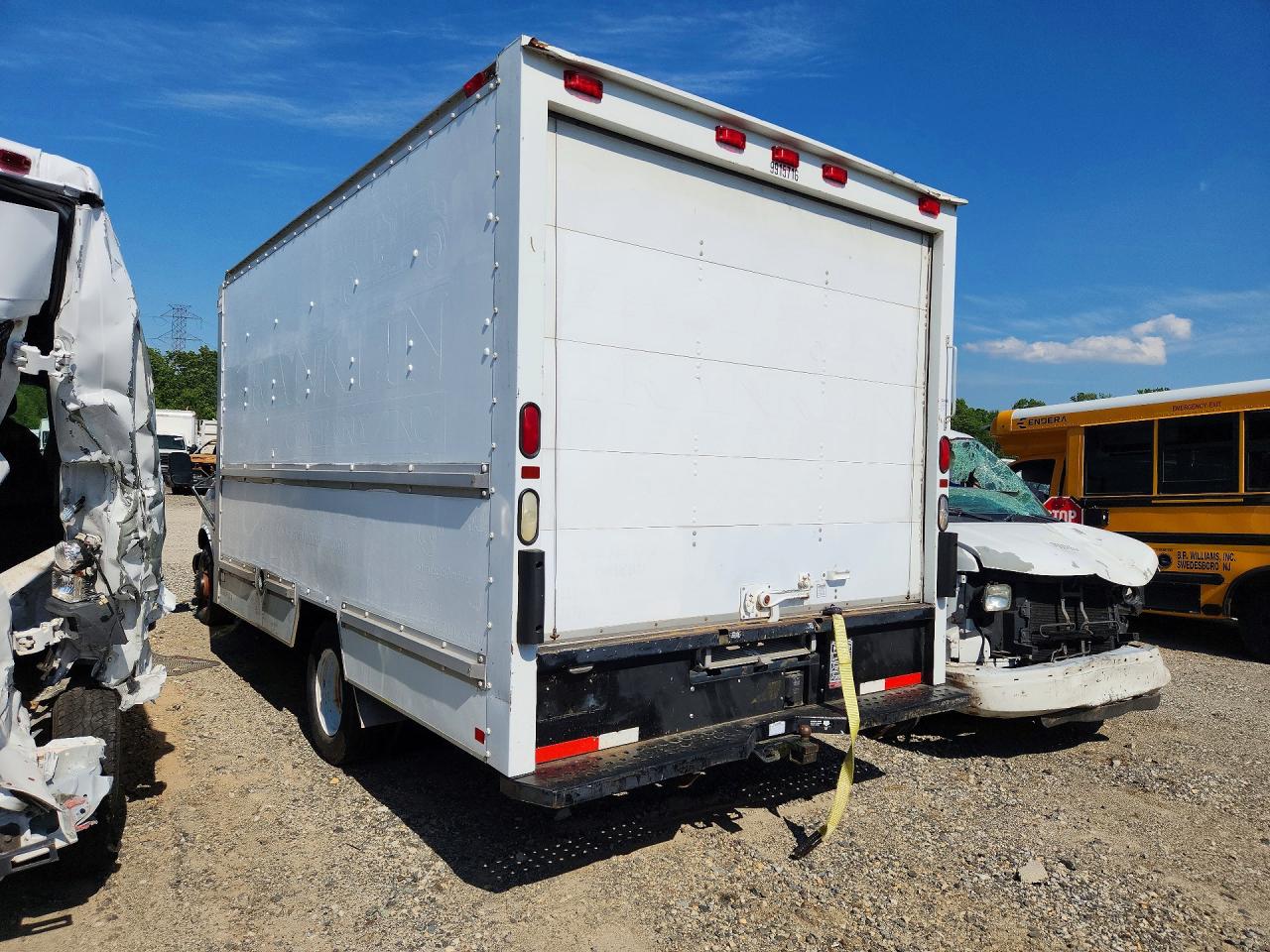 GMC Savana Cutaway G3500