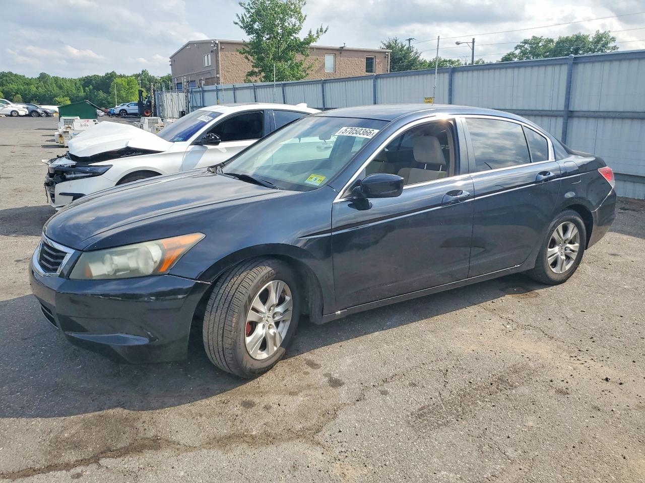 Salvage Honda Accord Image