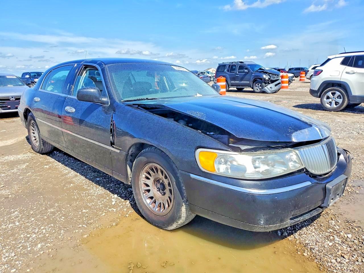 Lincoln Towncar Cartier L
