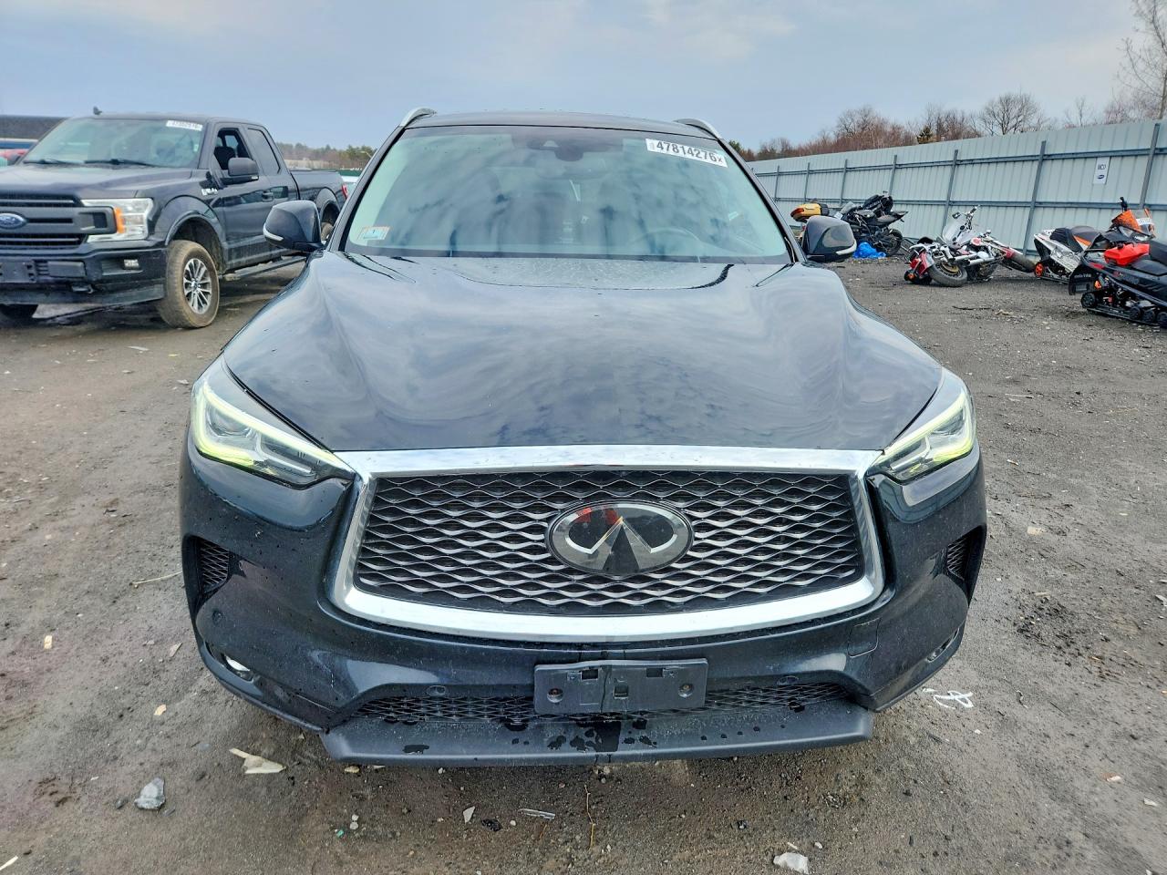 INFINITI Qx Essential
