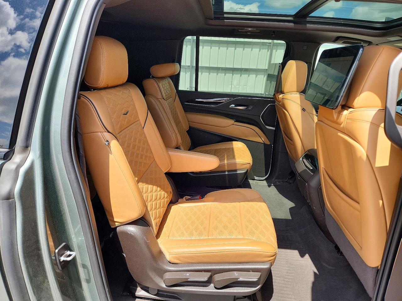 Cadillac Escalade Esv Sport