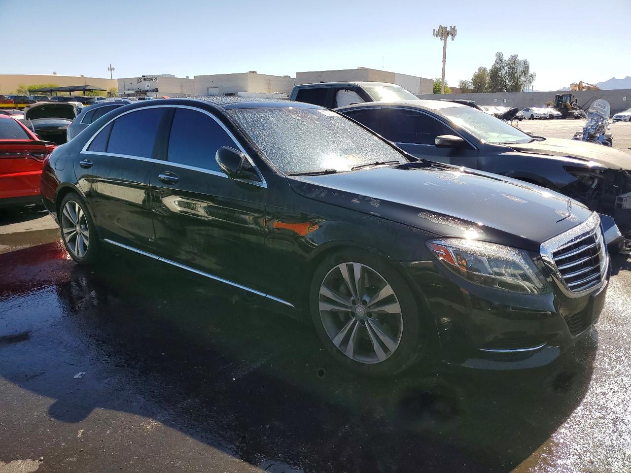 Mercedes-Benz S-Class 550