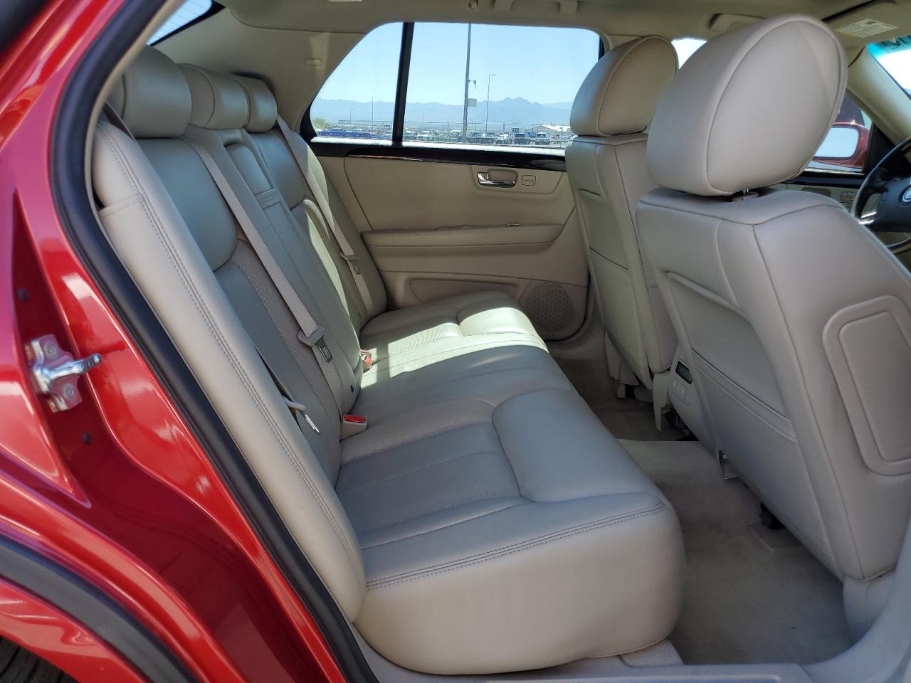 Cadillac DTS Premium Collection