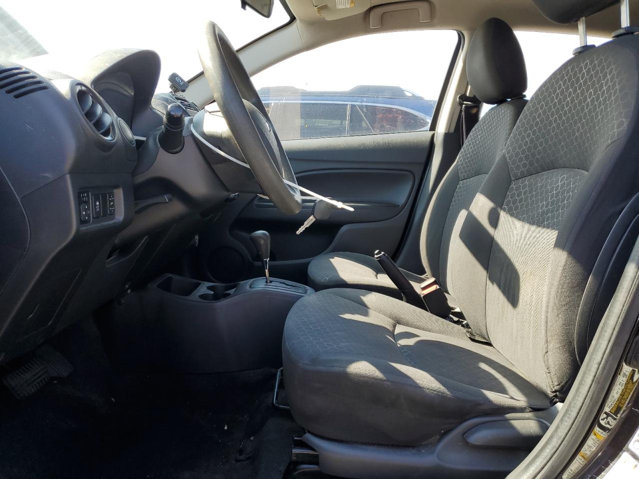 Mitsubishi Mirage De