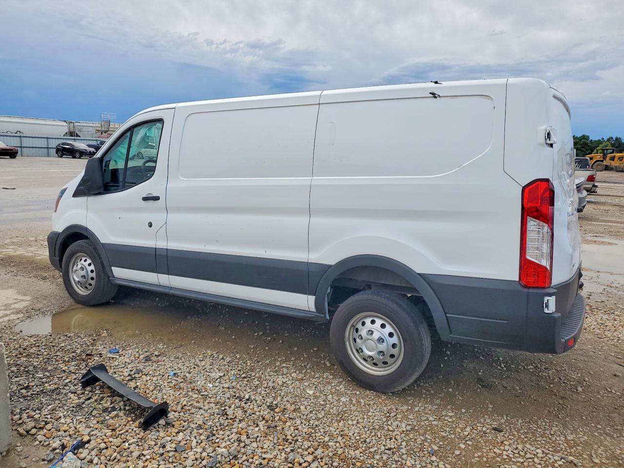 Ford Transit T-150