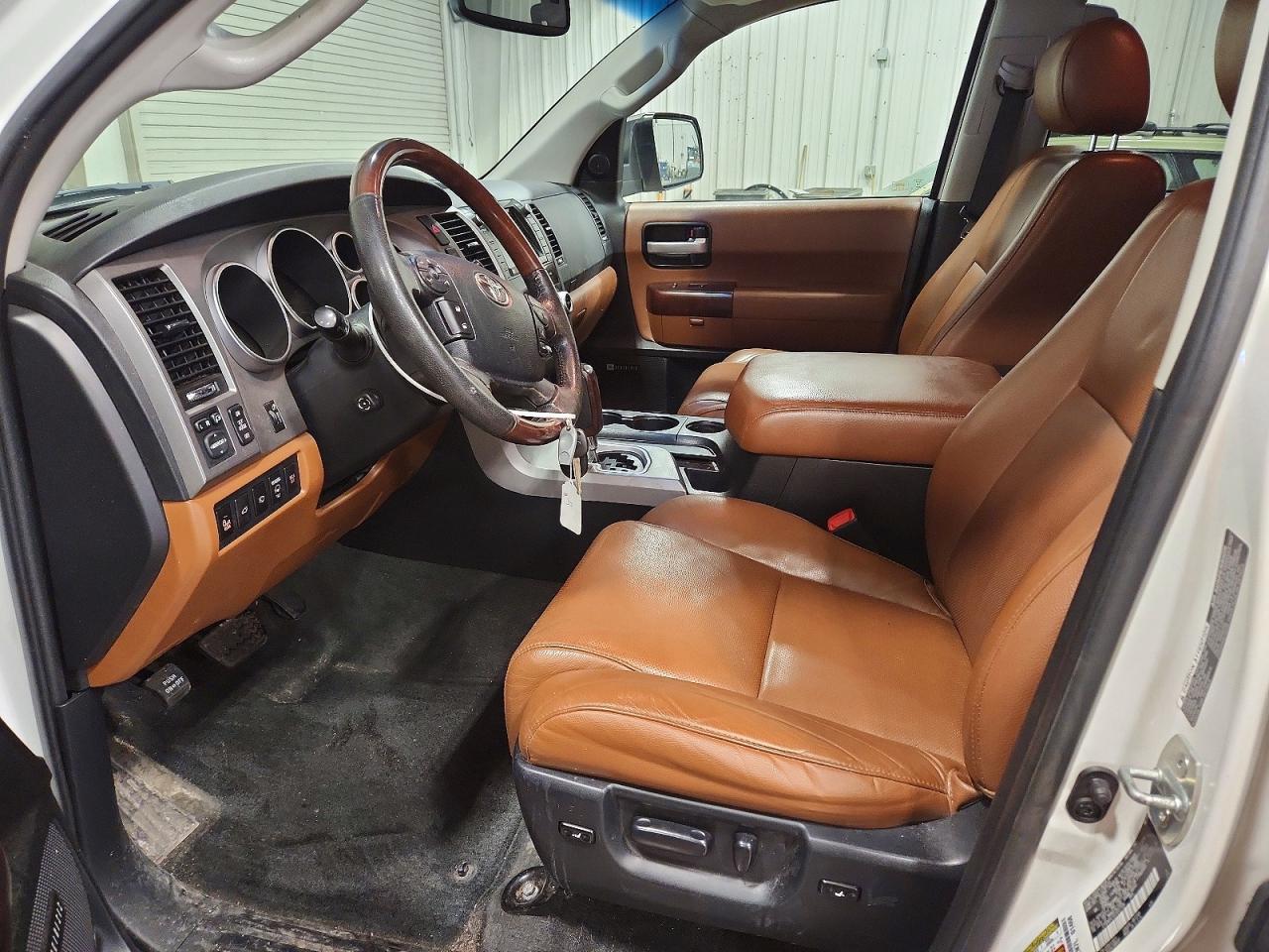 Toyota Sequoia Platinum