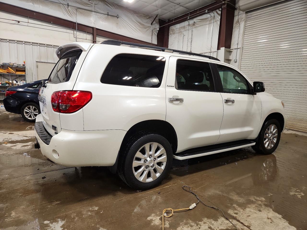 Toyota Sequoia Platinum