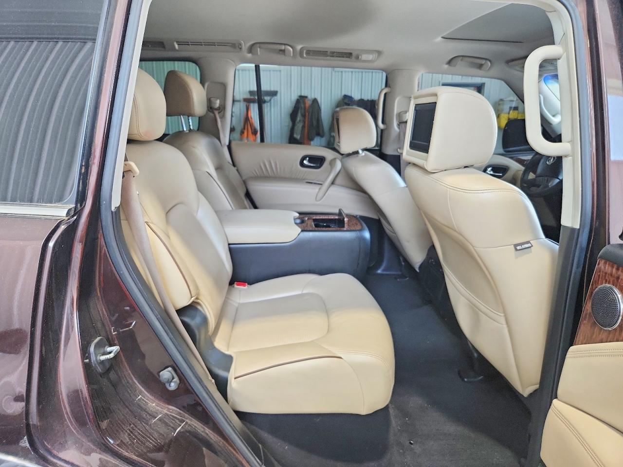 Nissan Armada Platinum