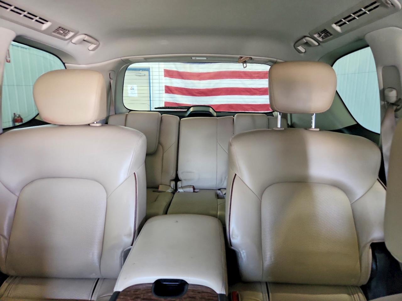 Nissan Armada Platinum
