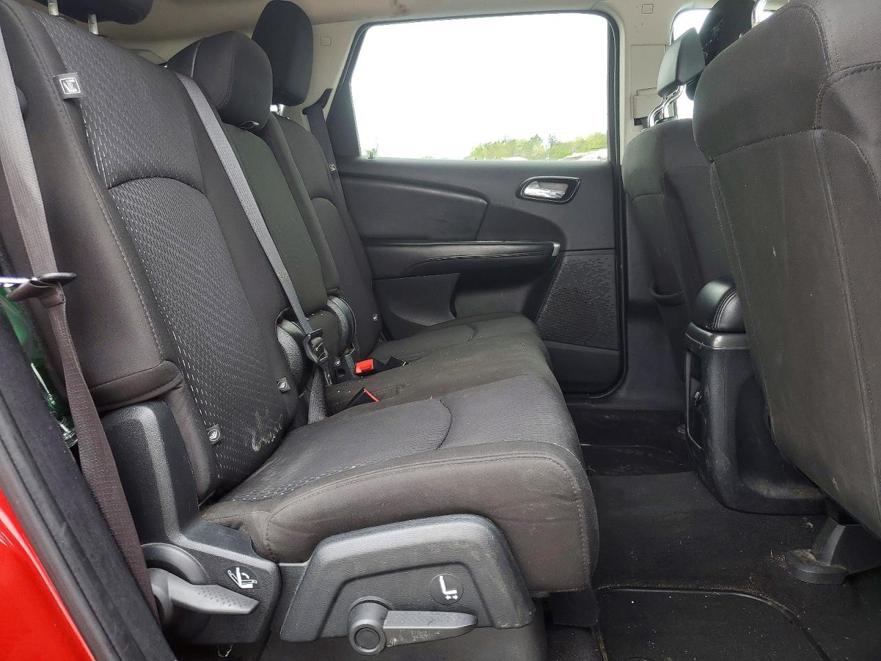Dodge Journey Se