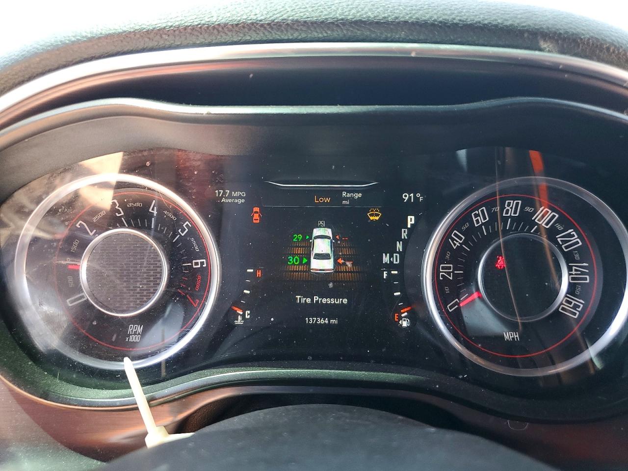Dodge Challenger Sxt