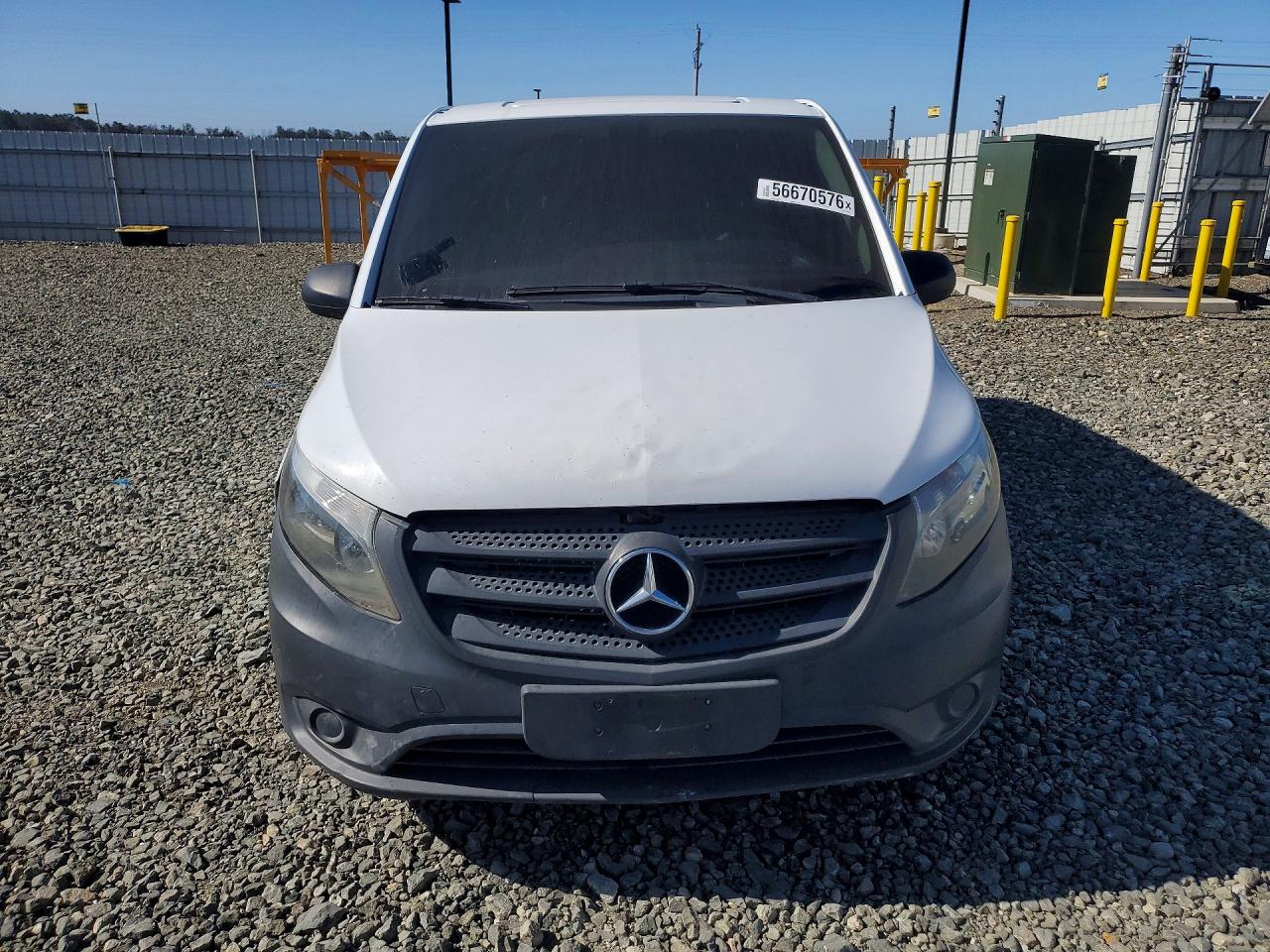 Mercedes-Benz Metris
