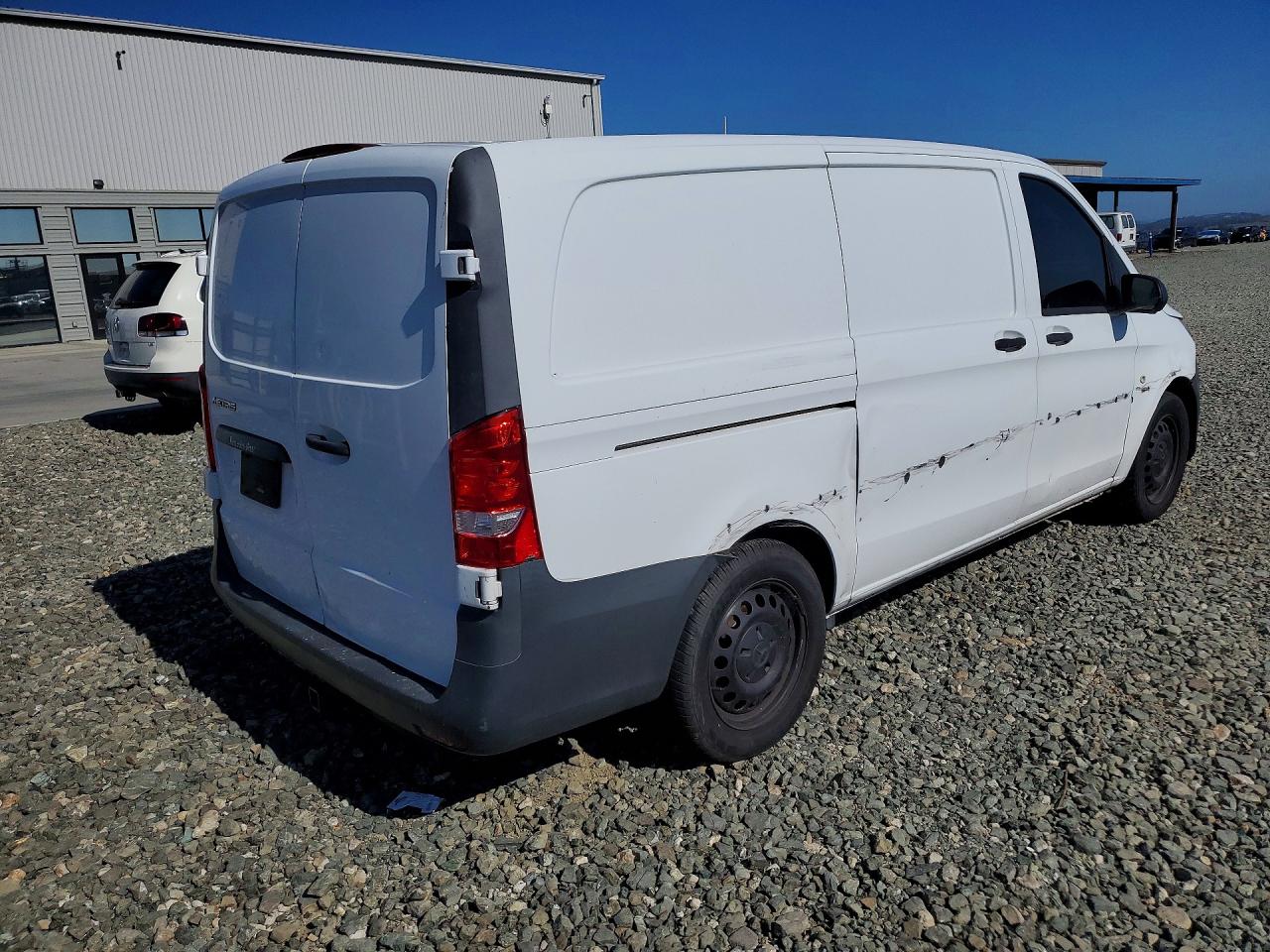 Mercedes-Benz Metris