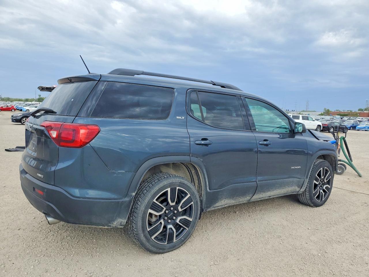 GMC Acadia Slt-1