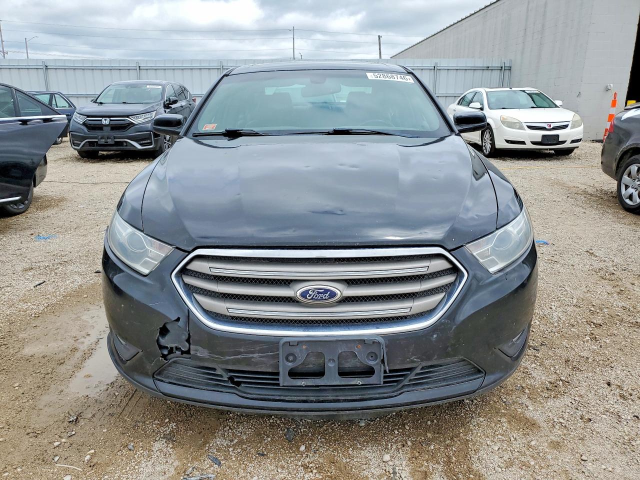 Ford Taurus Sel