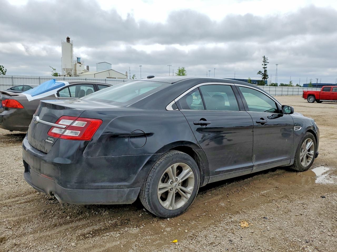 Ford Taurus Sel
