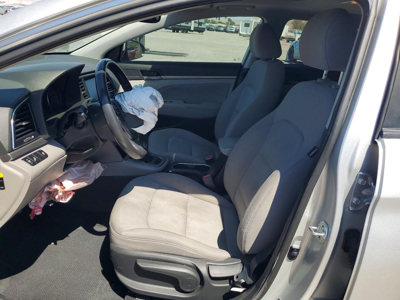 Hyundai ELANTRA Value Edition