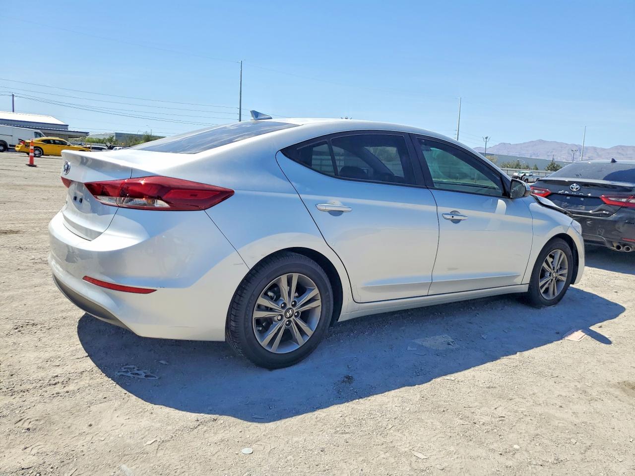 Hyundai ELANTRA Value Edition